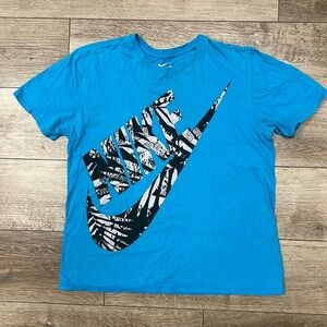 Nike Tee